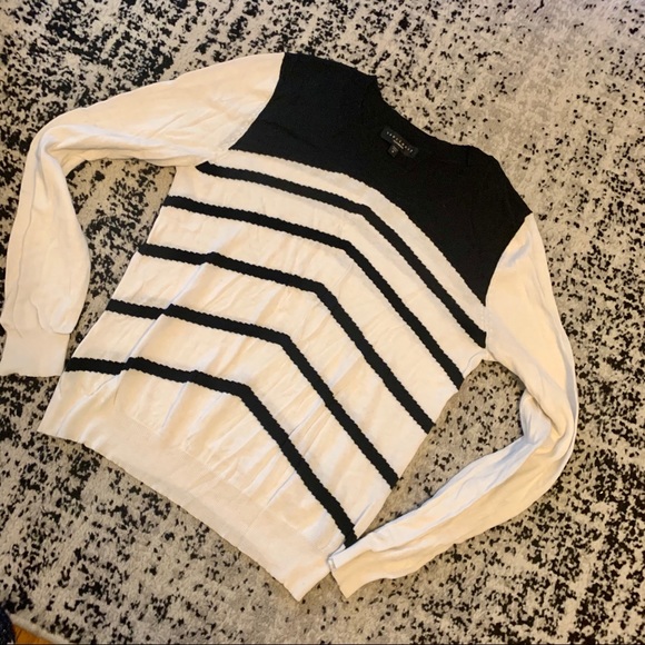 Black and Ivory Sanctuary Sweater, Sz Small - Picture 2 of 9